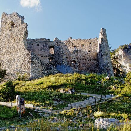 Burgruine Belfort in der Ferienregion Lenzerheide | © Ferienregion Lenzerheide