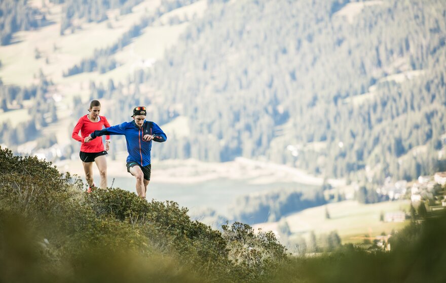 Trailrunning in Lenzerheide im Herbst in den Bündner Bergen. | © Johannes Fredheim